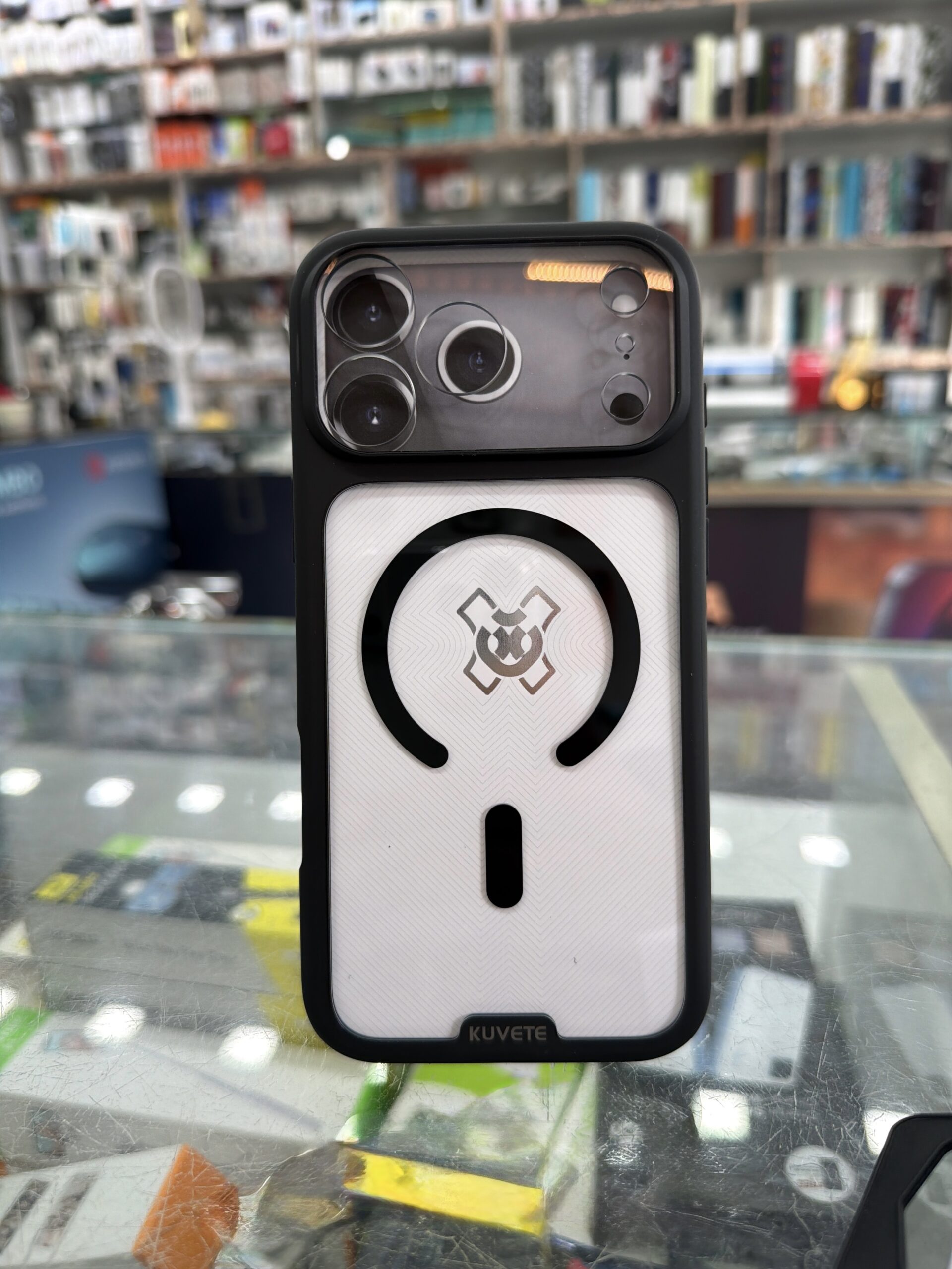IPHONE 17ProMaxCase